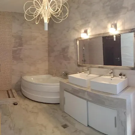 Apartament De Lux Cu Terasa Apartment