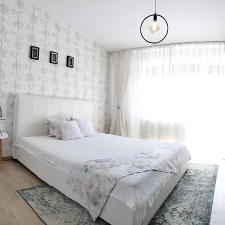 Appartamento Apartament De Lux Cu Terasa